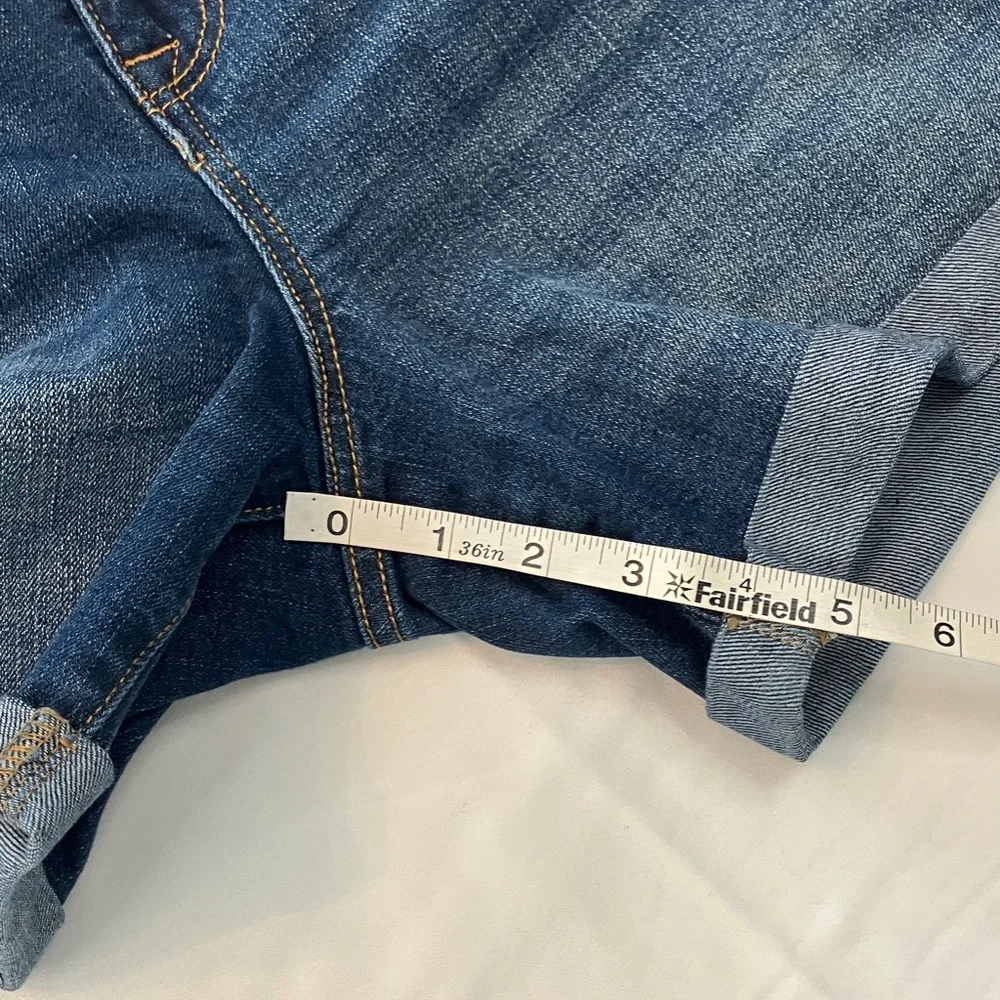 Old Navy Dark Blue Jean Shorts - Picture 2 of 6